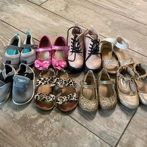 SIZE 6 GIRLS SHOE LOT